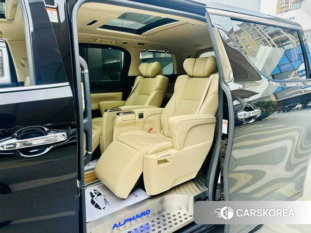 Toyota Elfa id 4276924 из Китая 8