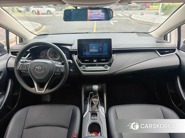 Toyota Corolla 2023 Белый из Китая, фото 3