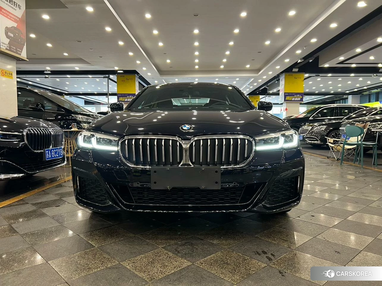 BMW 5 series 2023 Черный из Китая, фото 3