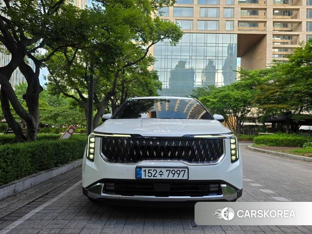 Kia The New Carnival 4th Generation 2025 Белый из Кореи, фото 3