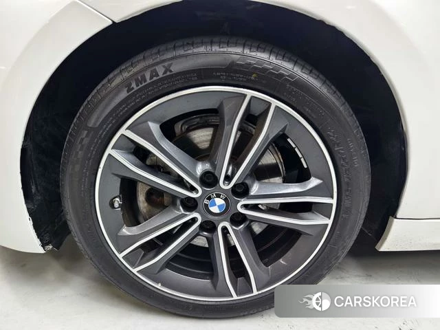 BMW 1 series id 4336289 из Китая 23