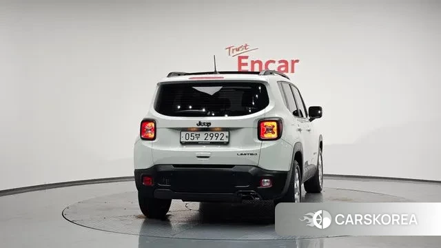 Jeep Renegade id 3238865 из Кореи 13
