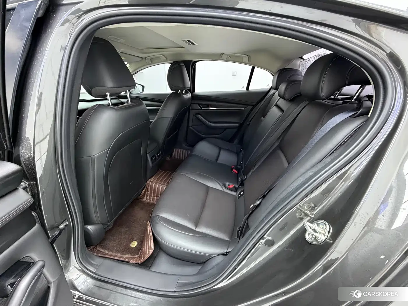 Mazda 3 id 4570792 из Китая 8