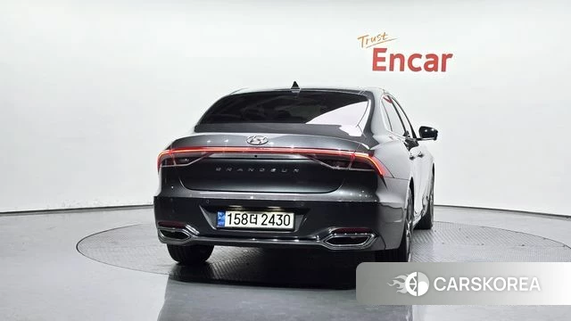 Hyundai The New Grandeur IG id 4330780 из Кореи 23