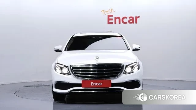 Mercedes-Benz E-Class W213 id 3692761 из Кореи 13