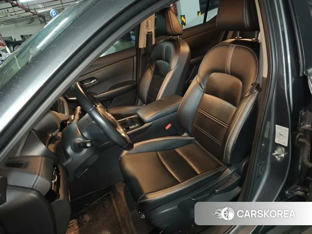 Nissan Xuan Yi 2023 Темно-серый из Китая, фото 4