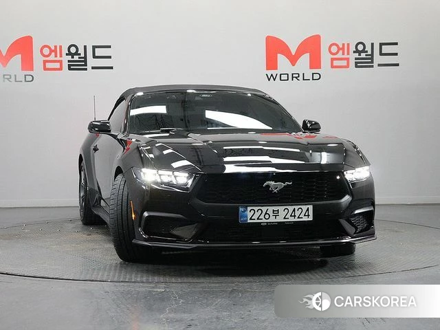 Ford Mustang 7th Generation 2025 Черный из Кореи, фото 4