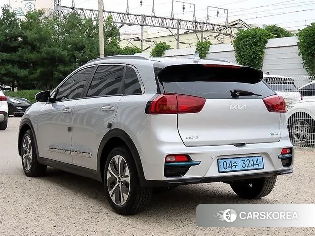 Kia Niro EV id 3373772 из Кореи 13