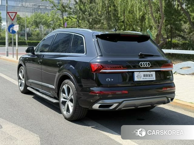 Audi Q7 id 4272008 из Китая 17