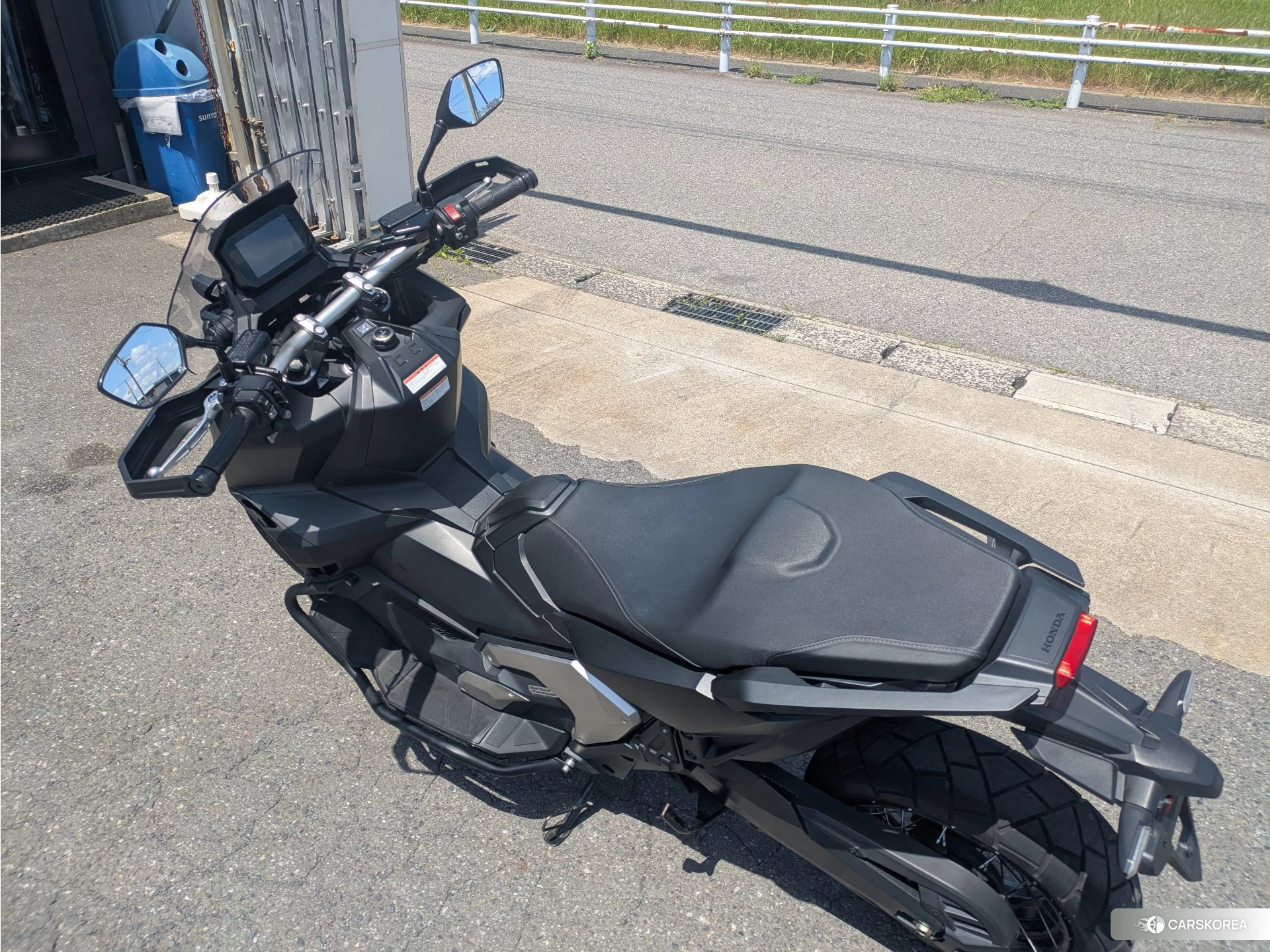 Проданный Honda X-ADV 750 id 4313085 из Японии, фото 6