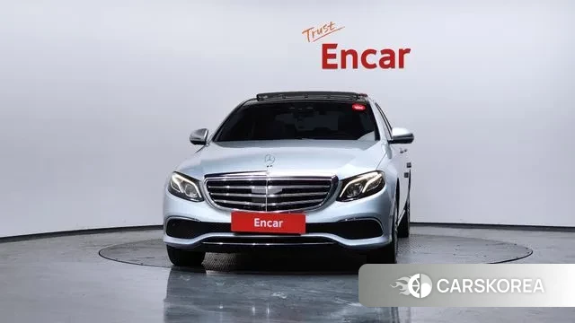 Mercedes-Benz E-Class W213 id 3547628 из Кореи 13