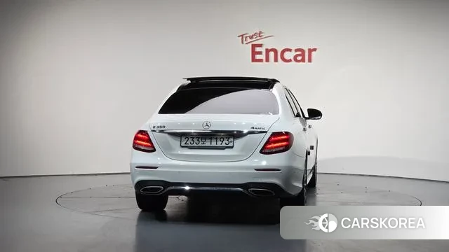 Mercedes-Benz E-Class W213 id 3368352 из Кореи 13