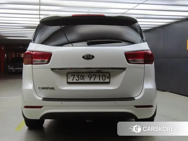 Kia All New Carnival id 3034214 из Кореи 10