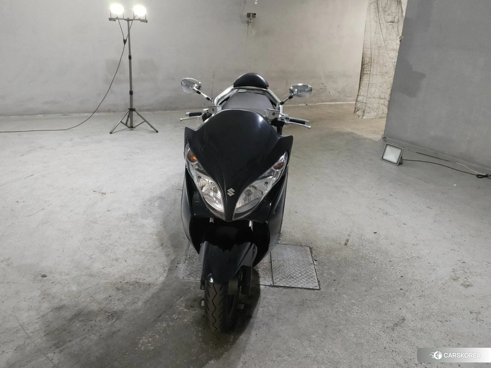 Suzuki SKYWAVE 250SS 2010 из Японии, фото 4