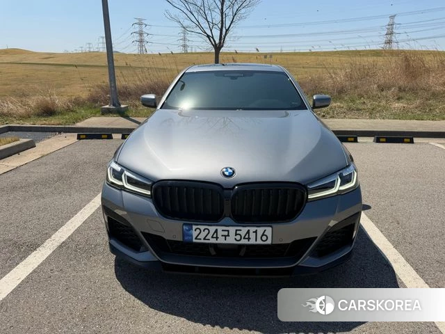 BMW 5 Series (G30) 2023 Серый из Кореи, фото 3