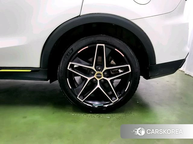 Roewe RX5 id 4210072 из Китая 13