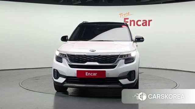 Kia Seltos id 4268772 из Кореи 13