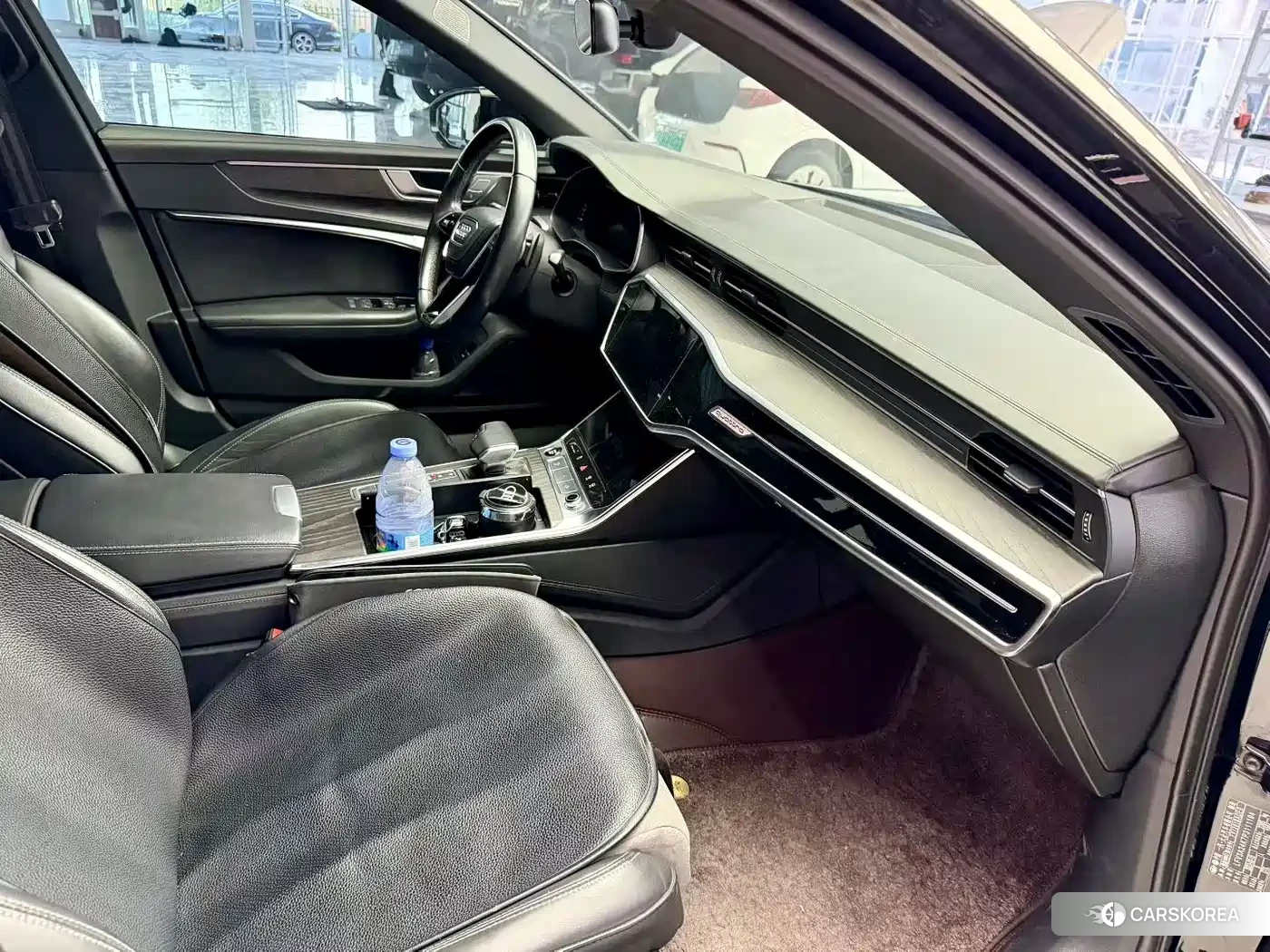 Audi A6L 2023 Черный из Китая, фото 3