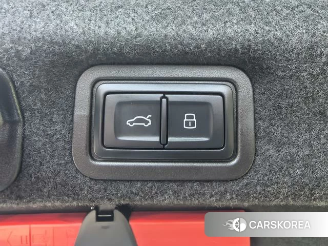 Audi A7L id 4217412 из Китая 16
