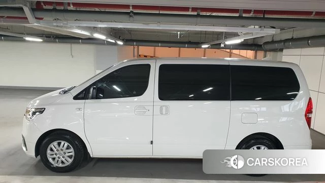 Hyundai The New Grand Starex id 3866389 из Кореи 13