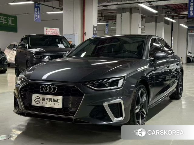 Audi A4L 2022 Серебристо-серый из Китая, фото 5