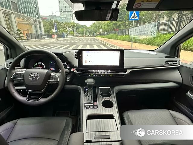 Toyota Saina id 4263606 из Китая 11