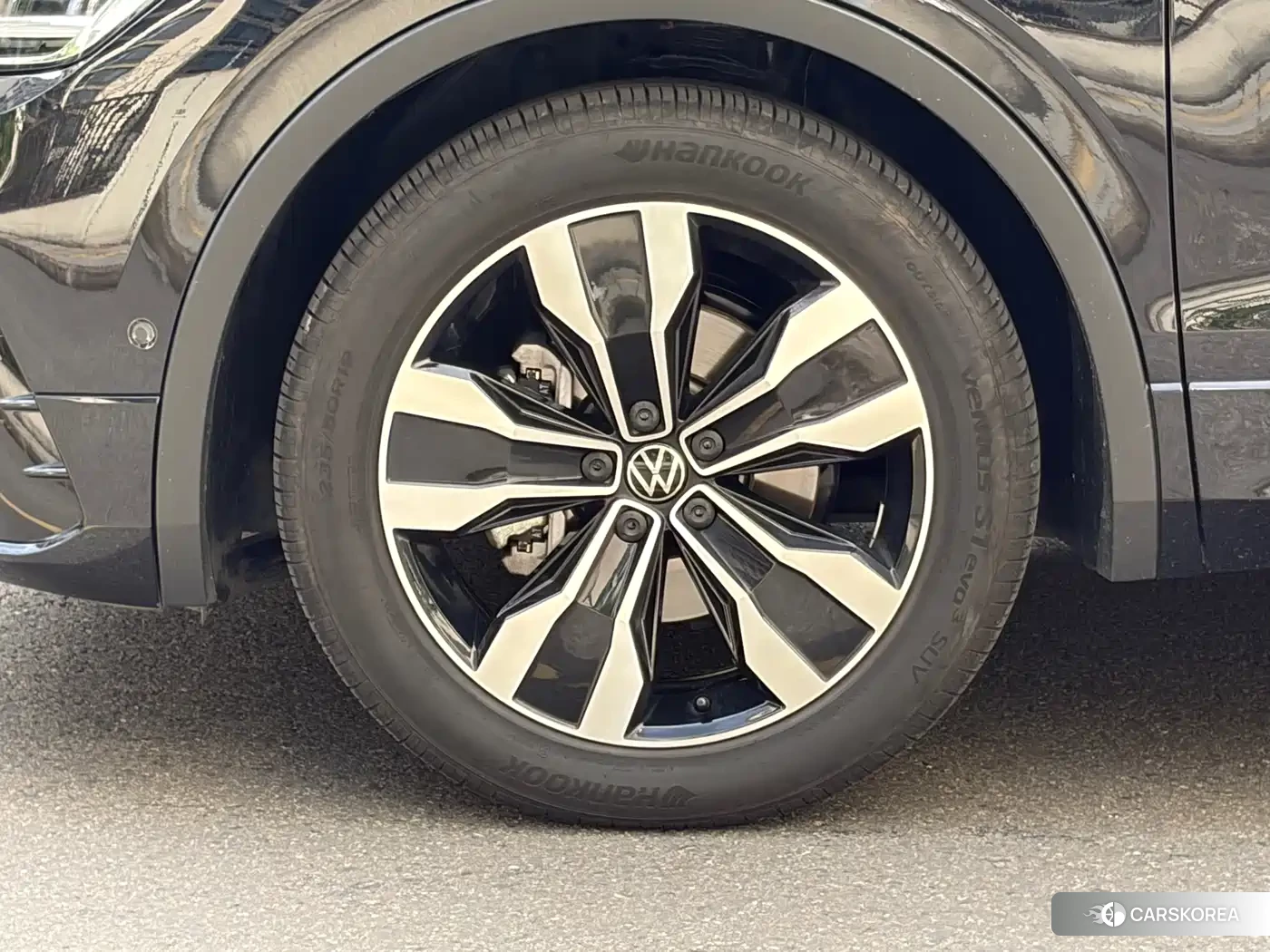 Volkswagen Tiguan L id 4680630 из Китая 19