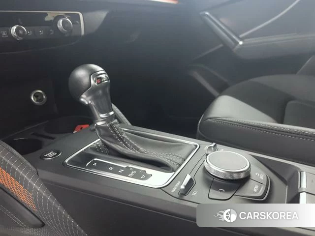 Audi Q2L id 4265943 из Китая 7