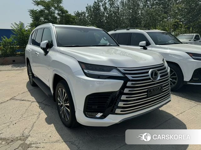 Lexus LX 2024 Белый из Китая, фото 3