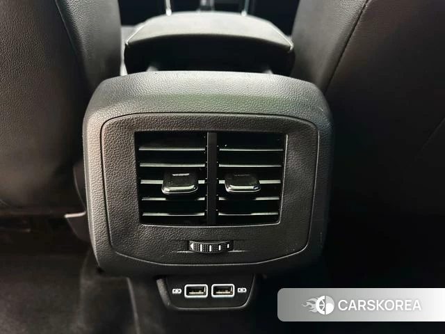 Volkswagen Exploring the shadow id 4257231 из Китая 18