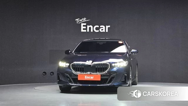 BMW 5 Series (G60) id 4655417 из Кореи 13
