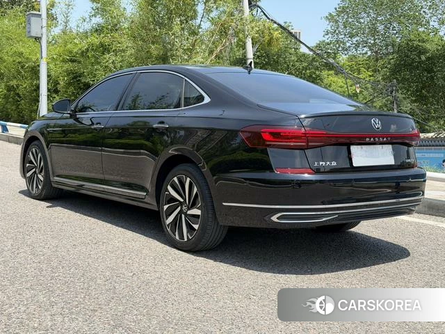 Volkswagen Passat id 4276472 из Китая 20