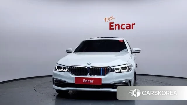 BMW 5 Series (G30) id 3499893 из Кореи 13