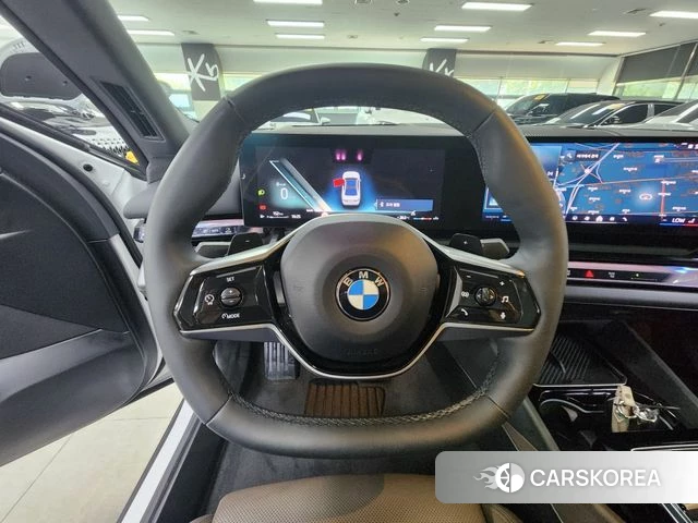 BMW 5 Series (G60) id 4734748 из Кореи 13