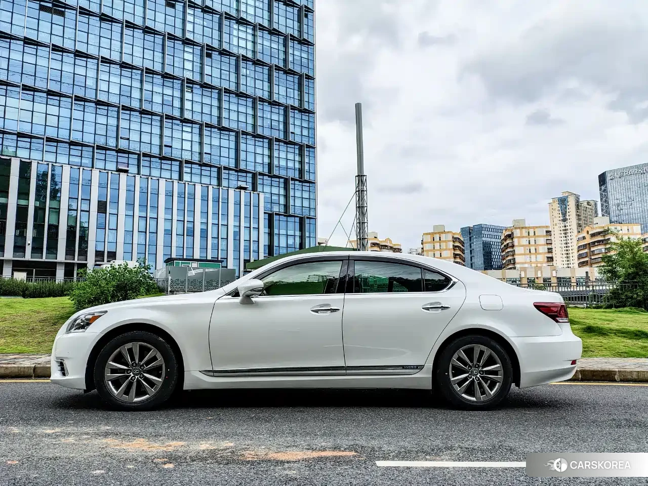 Lexus LS 2021 Белый из Китая, фото 6