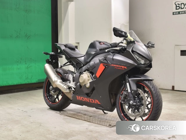 Honda CBR1000RR 2017 из Японии, фото 3