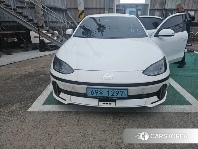 Hyundai Ionic 6 2022 Жемчужный цвет из Кореи, фото 3