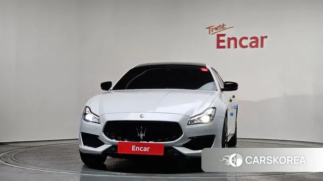 Maserati Quattroporte id 3631728 из Кореи 13