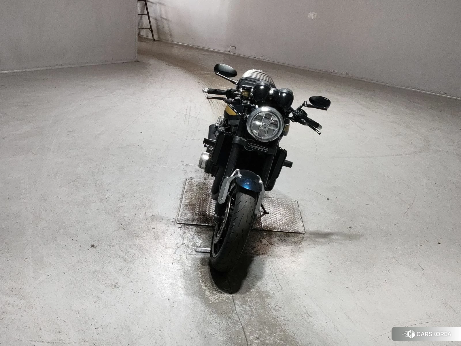 Kawasaki Z900RS 2022 из Японии