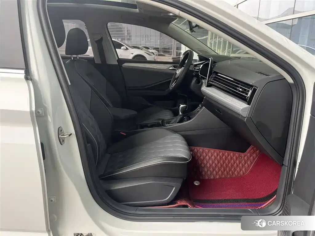Volkswagen Sagitar id 4565436 из Китая 9