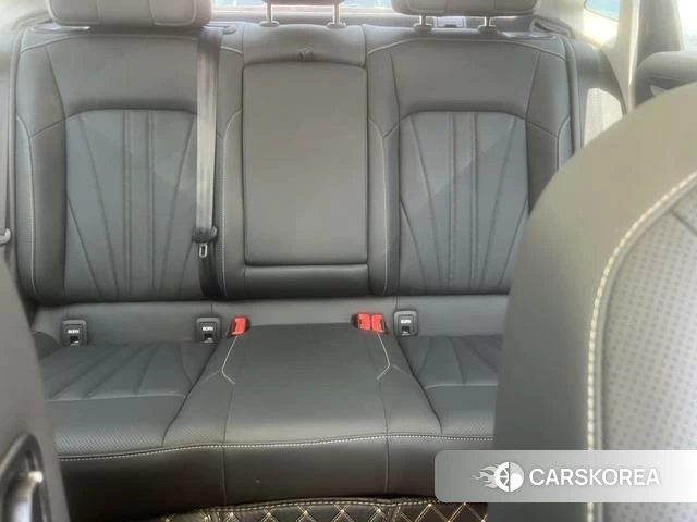 Volkswagen Passat id 4259943 из Китая 16