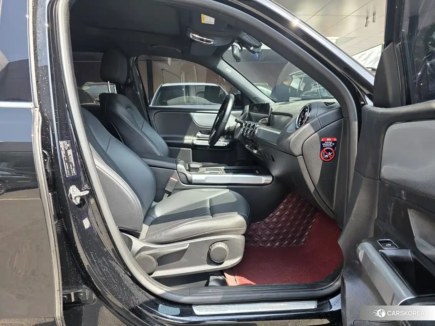 Mercedes-Benz GLB 2023 Черный из Китая, фото 3
