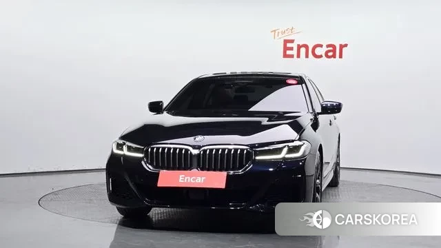 BMW 5 Series (G30) id 3727645 из Кореи 13