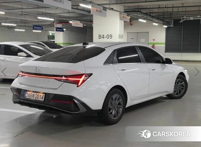 Hyundai The New Avante (CN7) 2023 Белый из Кореи, фото 5