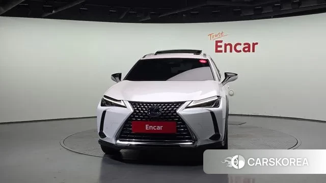 Lexus UX250h id 3182740 из Кореи 13