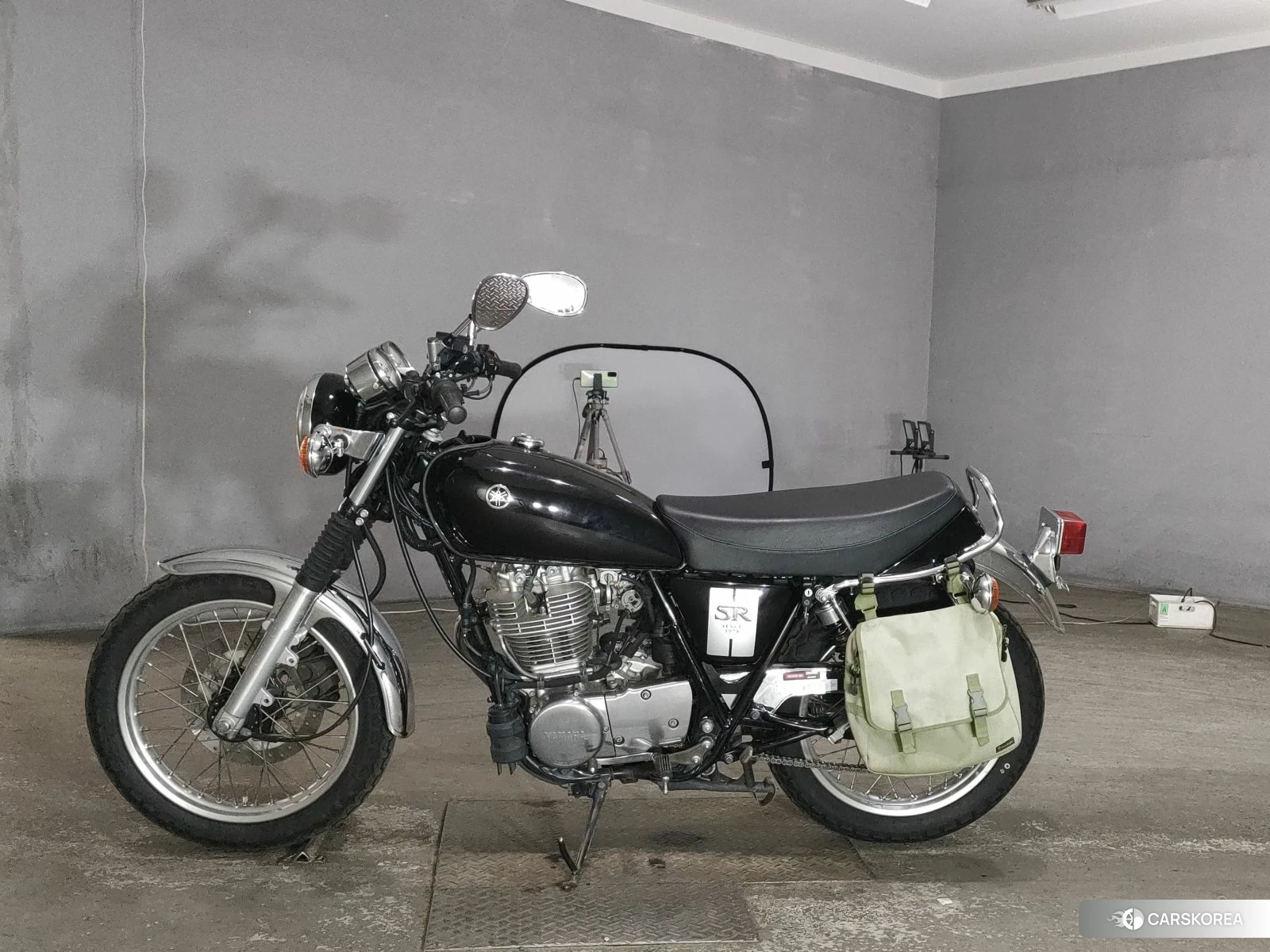 Проданный Yamaha SR 400 2020 из Японии