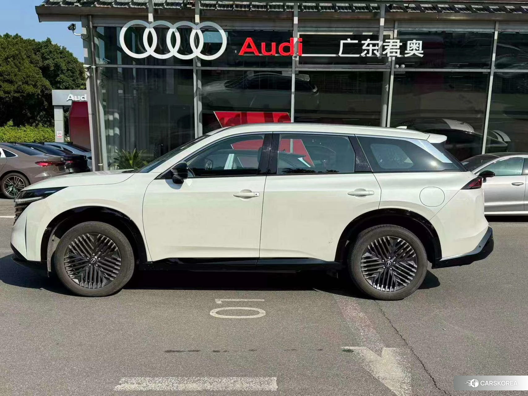 Nissan Pathfinder id 4510926 из Китая 16