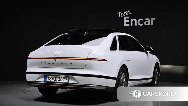 Hyundai Grandeur (GN7) id 2939413 из Кореи 13