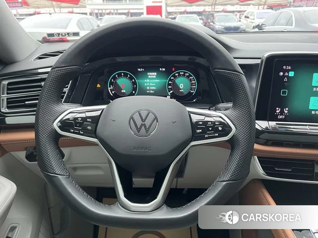 Volkswagen Tourang id 4216923 из Китая 15