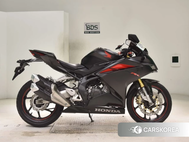 Honda CBR250RR ABS 2017 из Японии, фото 2
